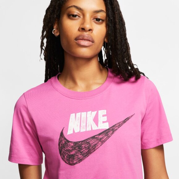 NIKE - W NSW ICN CLSH SS TOP GFX