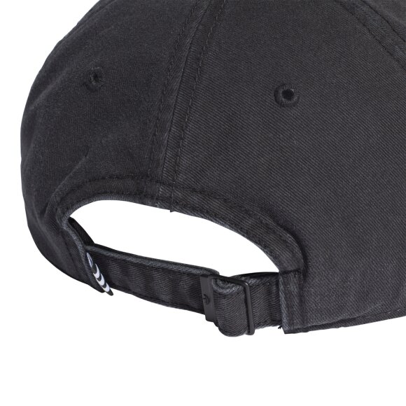 ADIDAS  - WASHED DAD CAP