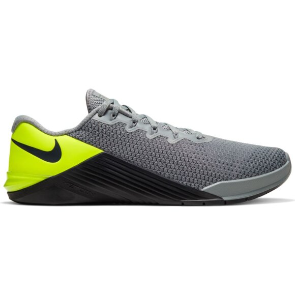 NIKE - M METCON 5