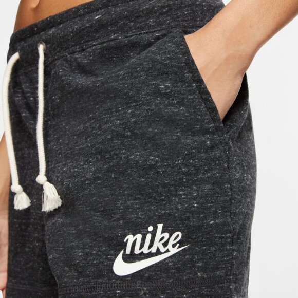 NIKE - W NSW GYM VNTG SHORT