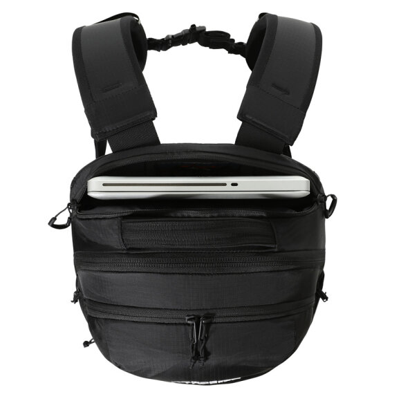 THE NORTH FACE - SURGE