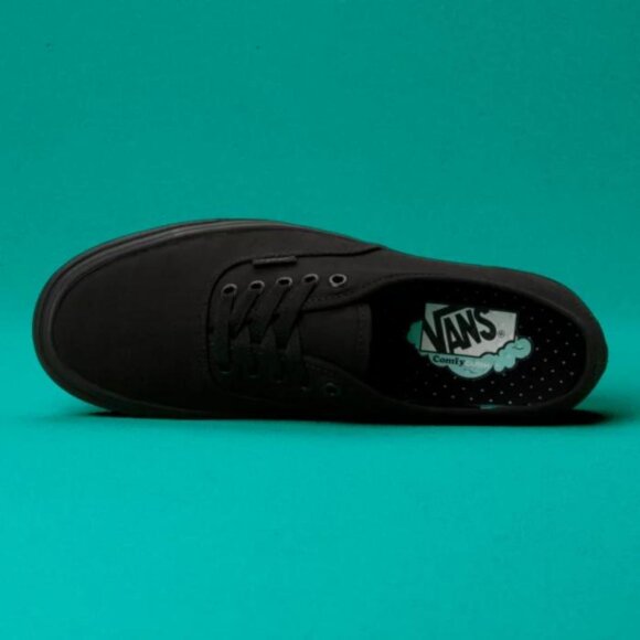 VANS - UA COMFYCUSH AUTHENTIC
