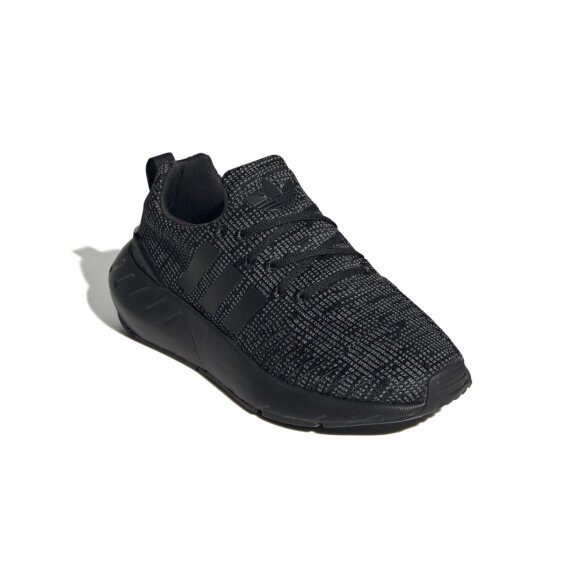 ADIDAS  - JR SWIFT RUN 22