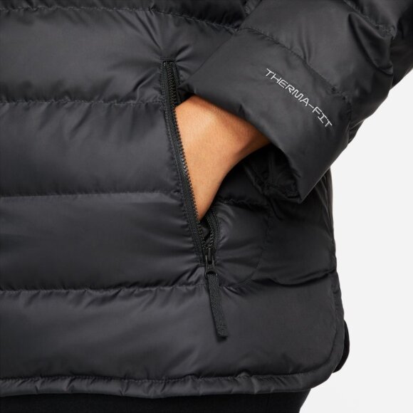 NIKE - NIKE DAME LØBEJAKKE SPORTSWEAT WIND JACKET PLUS SIZE