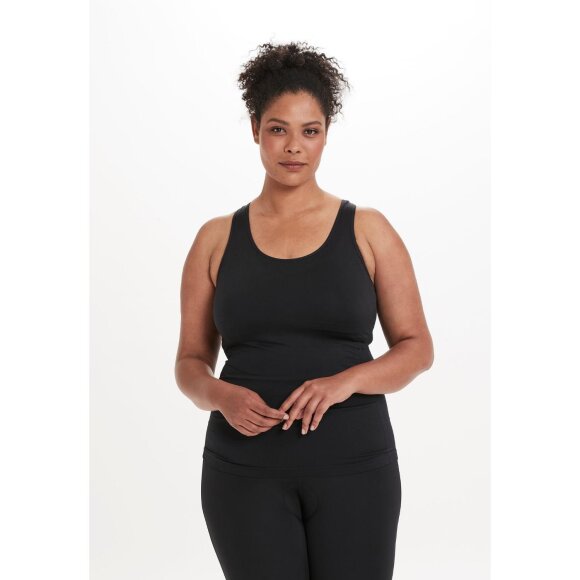 Q SPORTSWEAR - W EDEES SEAMLESS TOP