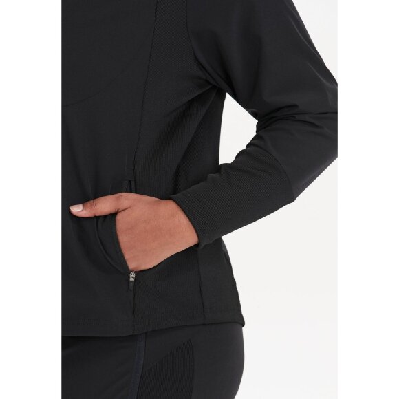 Q SPORTSWEAR - W ISABELY JACKET PLUS SIZE