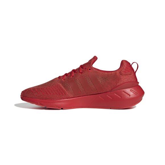 ADIDAS  - M SWIFT RUN 22