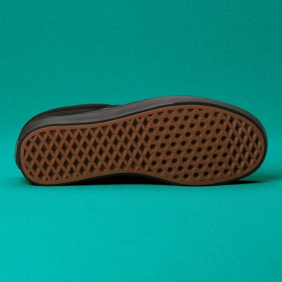 VANS - UA COMFYCUSH SLIP-ON