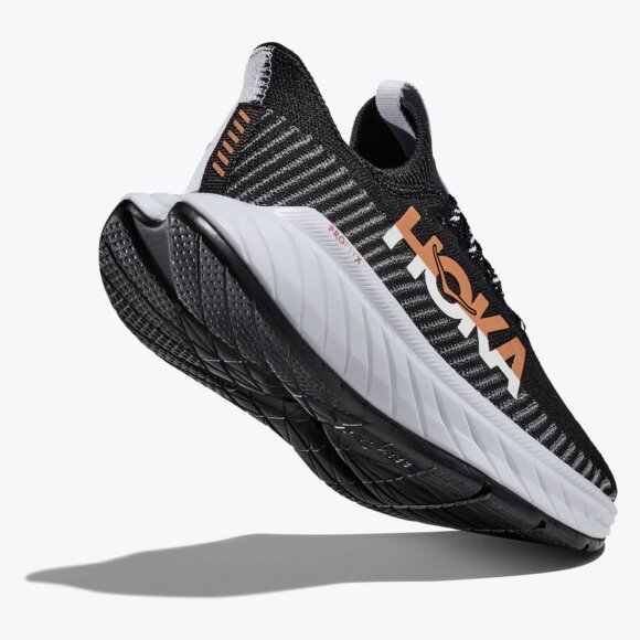 HOKA - HOKA ONE ONE HERRE LØBESKO M CARBON X 3
