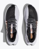 HOKA - W CARBON X 3