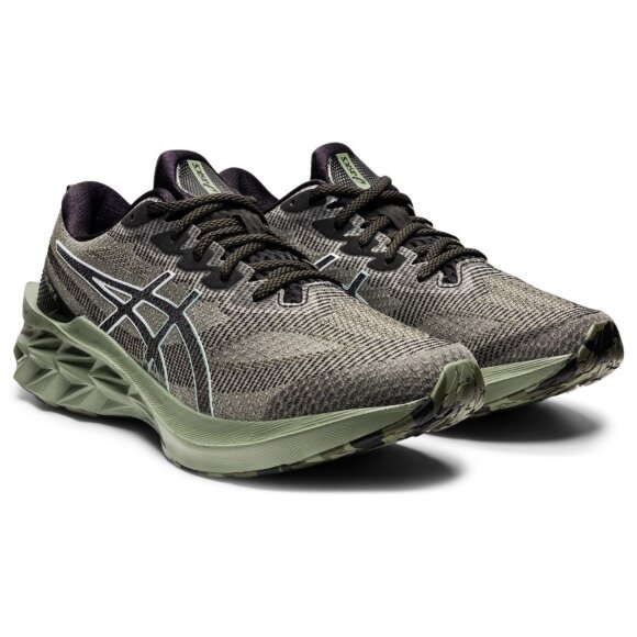 ASICS - M NOVABLAST 2 LE