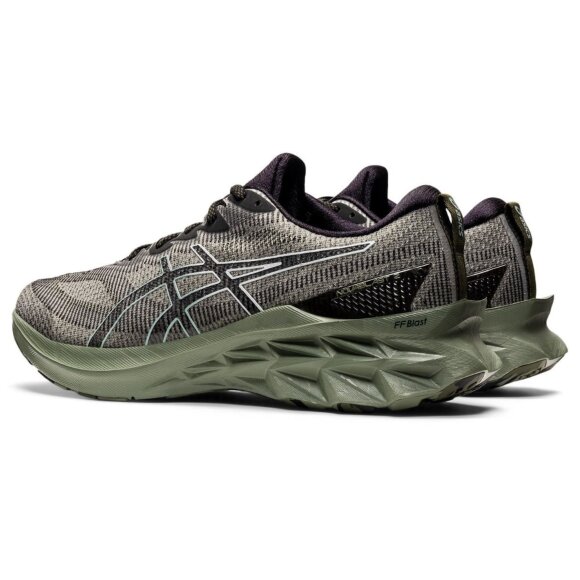 ASICS - M NOVABLAST 2 LE