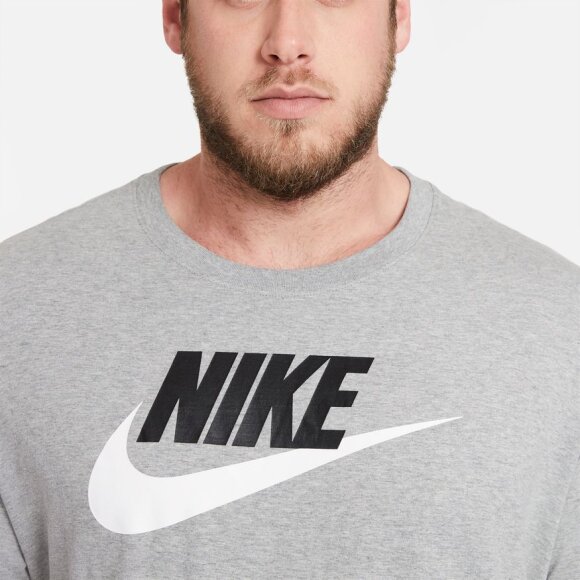 NIKE - M NSW TEE ICON FUTURA