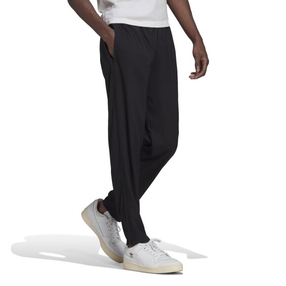 ADIDAS  - M ENT22 PRE PANTS