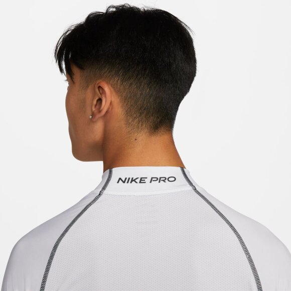 NIKE - M NIKE PRO TIGHT LS MOCK