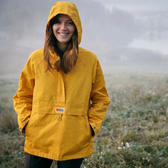 FJALLRAVEN - FJALLRAVEN DAME ANORAK W VARDAG ANORAK GUL