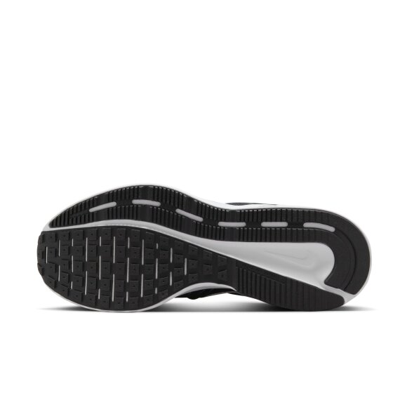 NIKE - W RUN SWIFT 3