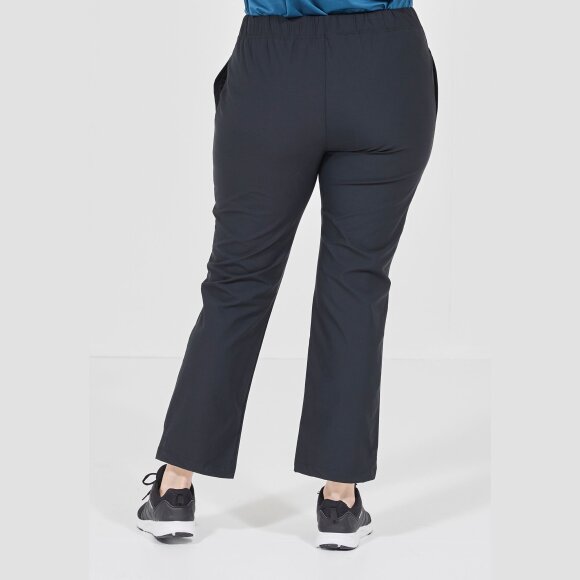 Q SPORTSWEAR - W CARPO PANTS