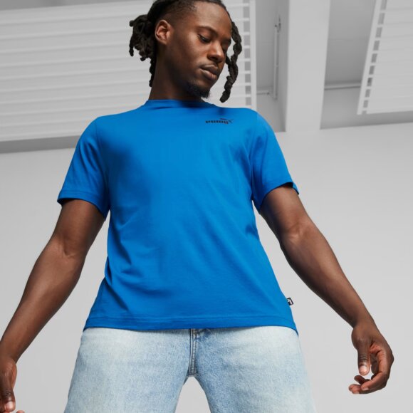 PUMA DENMARK - M ESS SMALL LOGO TEE