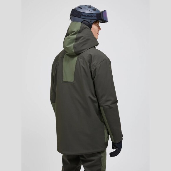 PEAK PERFORMANCE - M 2L STRETCH PARKA