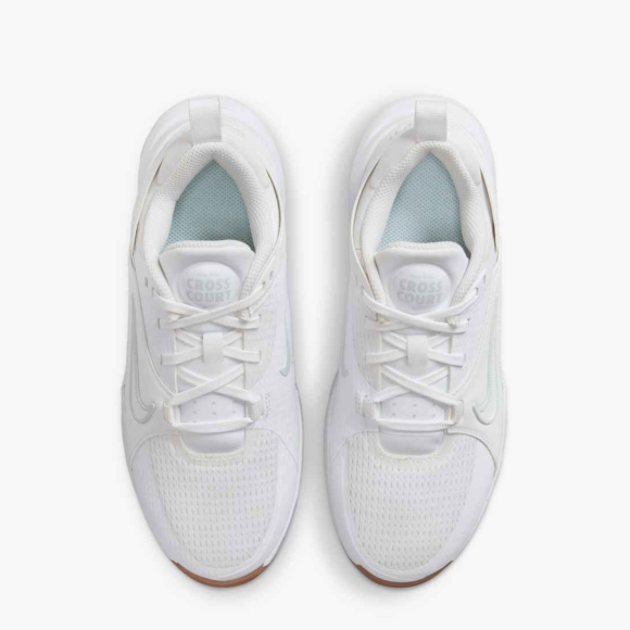 NIKE - JR OMNI MULTI-COURT