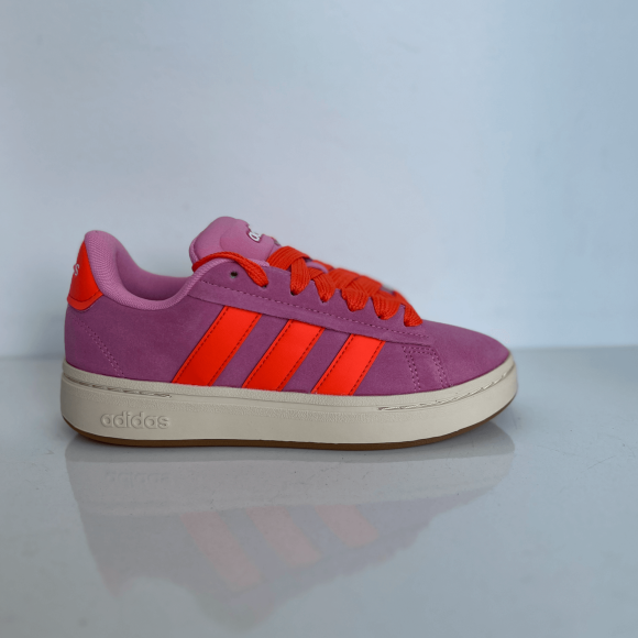 ADIDAS  - W GRAND COURT ALPHA 00s