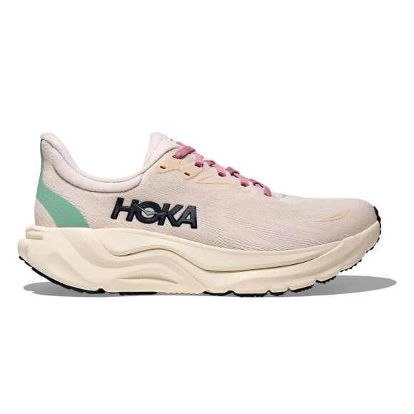 HOKA - W ARAHI 8