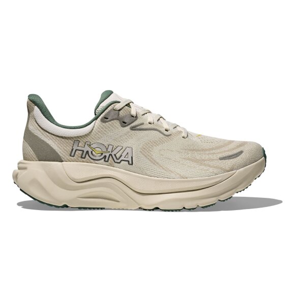 HOKA - M ARAHI 8