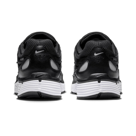 NIKE - M NIKE P-6000