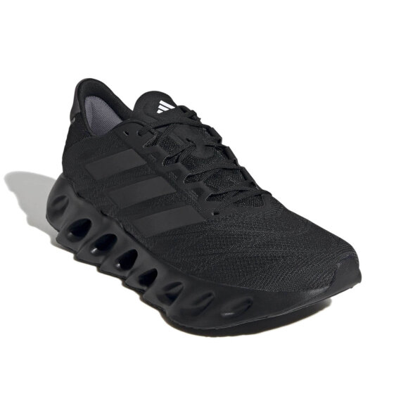 ADIDAS  - M SWITCH FWD 2