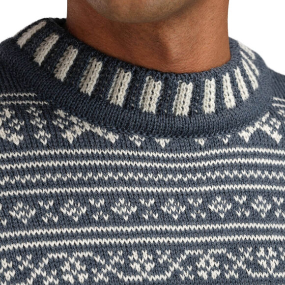 DALE OF NORWAY - M TORRIDAL SWEATER