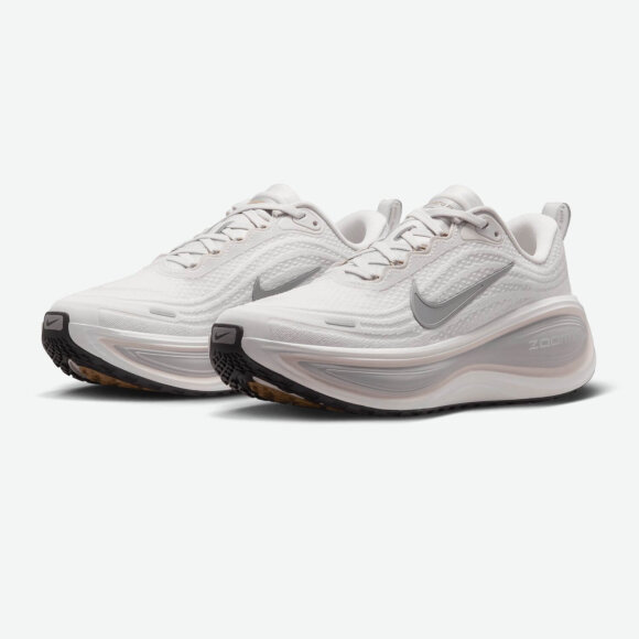 NIKE - W VOMERO PLUS