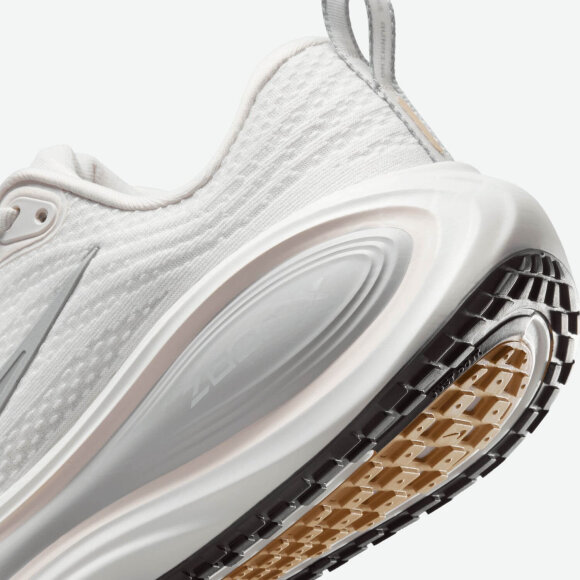 NIKE - W VOMERO PLUS