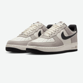 NIKE - M AIR FORCE 1 07 LV8