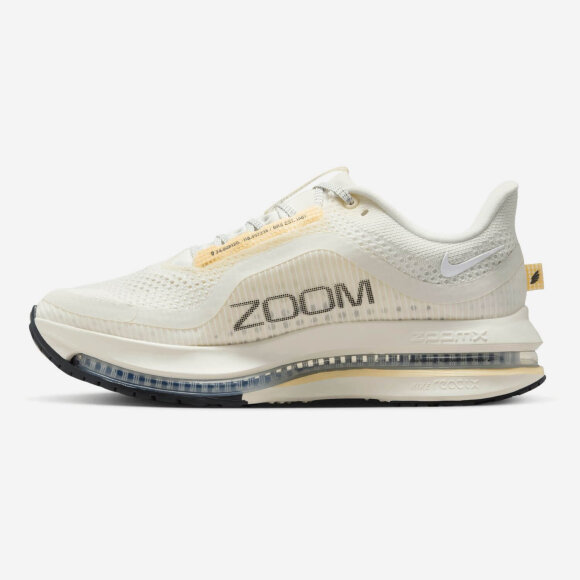 NIKE - W PEGASUS PREMIUM