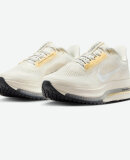 NIKE - W PEGASUS PREMIUM