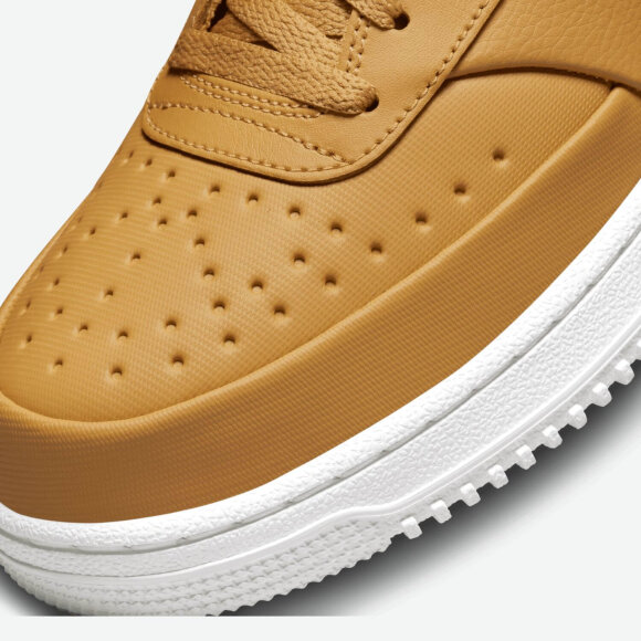 NIKE - M COURT VISION MID WINTER