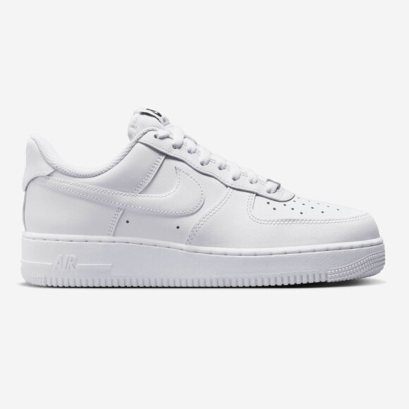 NIKE - W AIR FORCE 1 07 FLYEASE