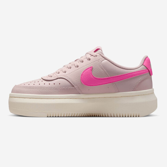 NIKE - W COURT VISION ALTA LTR