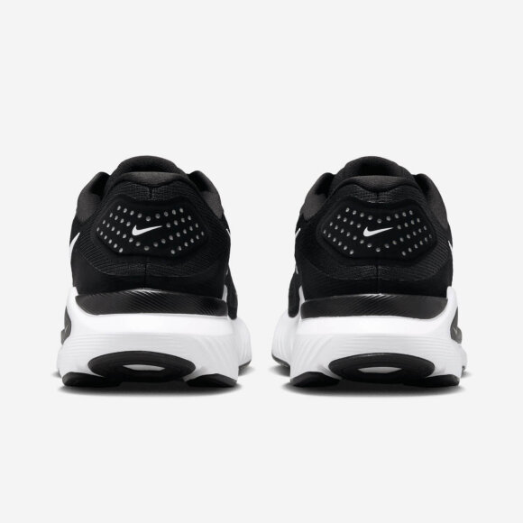 NIKE - W STRUCTURE 26 WIDE