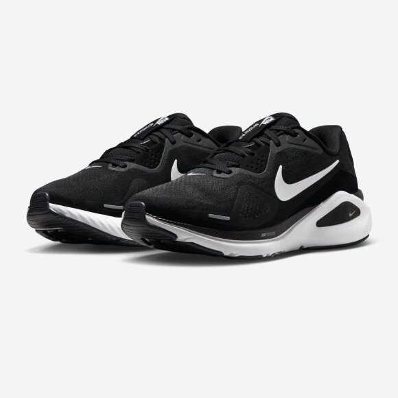 NIKE - W STRUCTURE 26 WIDE