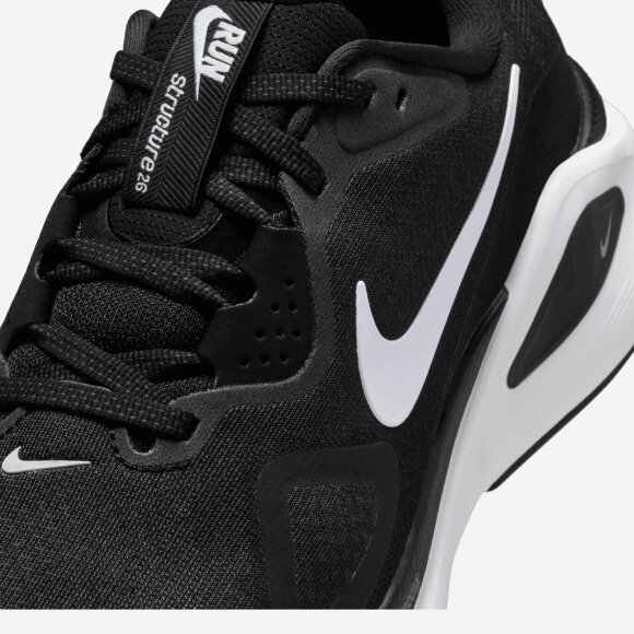 NIKE - W STRUCTURE 26 WIDE