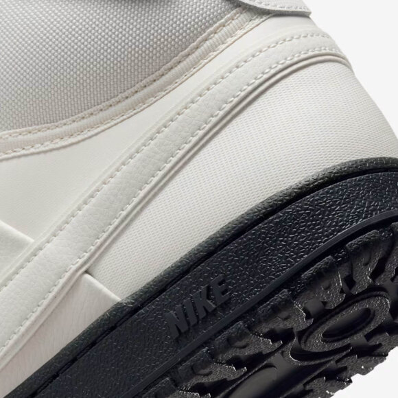 NIKE - M COURT VISION MID WINTER