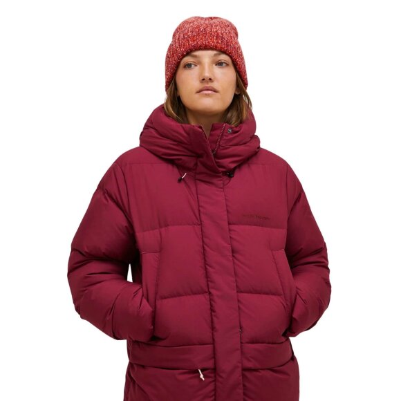 PEAK PERFORMANCE - W QUIVER DOWN PARKA