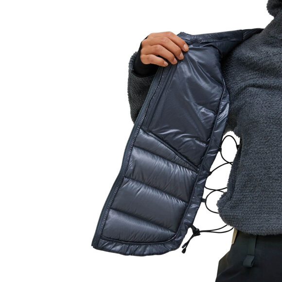 PEAK PERFORMANCE - W TRAILBLAZER DOWN VEST