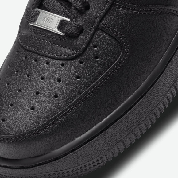 NIKE - W WMNS AIR FORCE 1 07