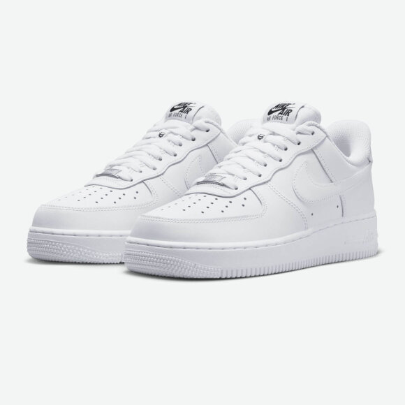 NIKE - W AIR FORCE 1 07 FLYEASE