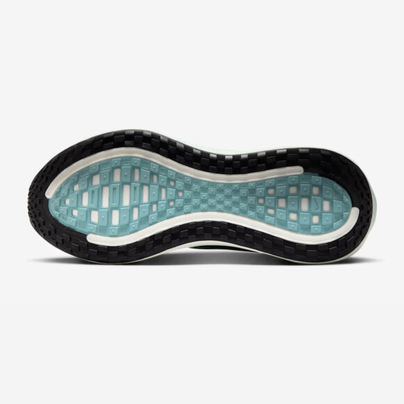 NIKE - M VOMERO PLUS