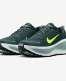 NIKE - M VOMERO PLUS