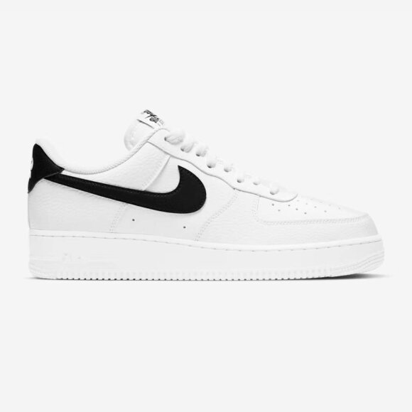 NIKE - M AIR FORCE 1 07